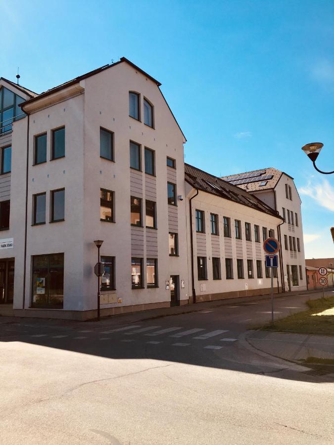 Apartments Radka Тршебонь Екстер'єр фото